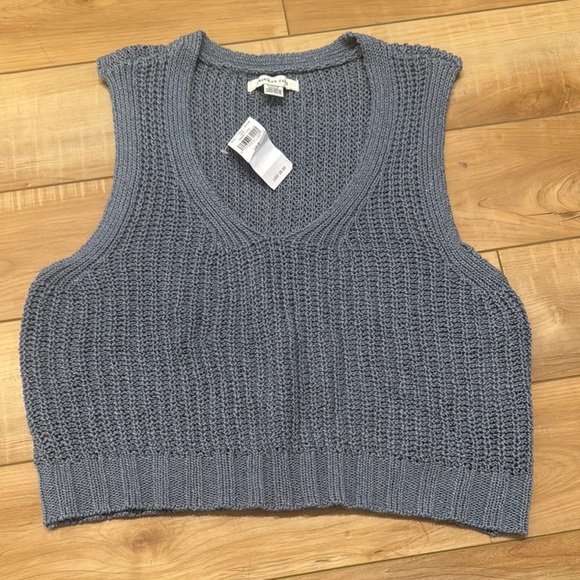 American Eagle sweater Vest tank Blue size S - Picture 1 of 3